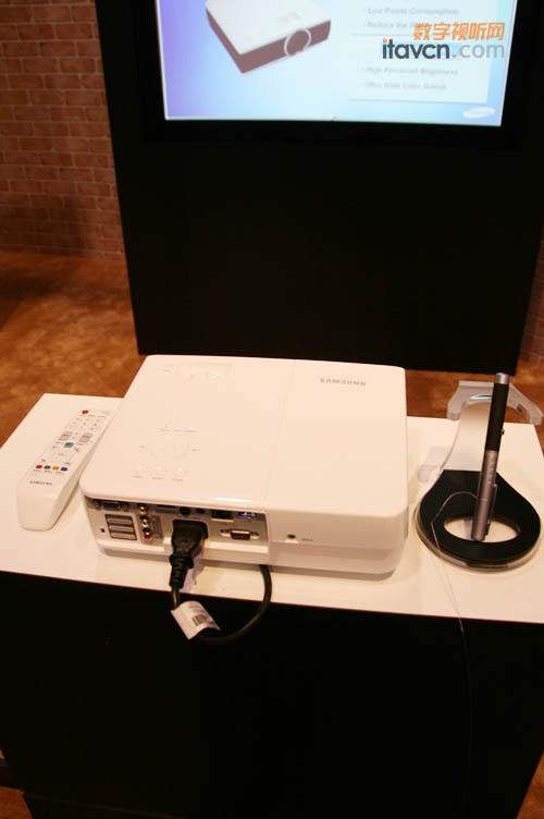 LEDͶӰSP-F10MInfocomm2010