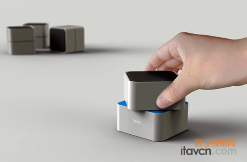 Ť{Twisted Speaker