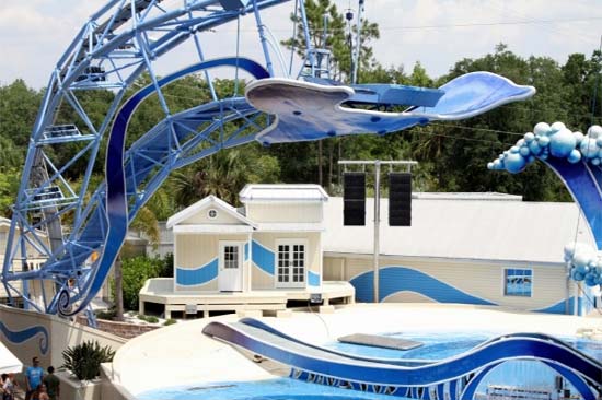 }@ Sea World
