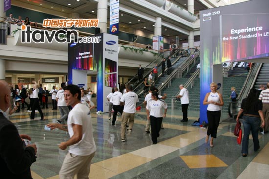 infocomm2011NECl