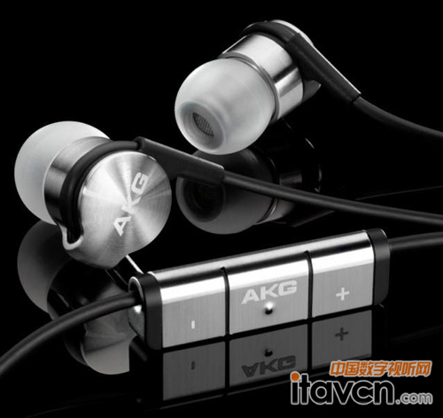 AKG K3003Ş