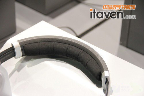 ɭHD700C