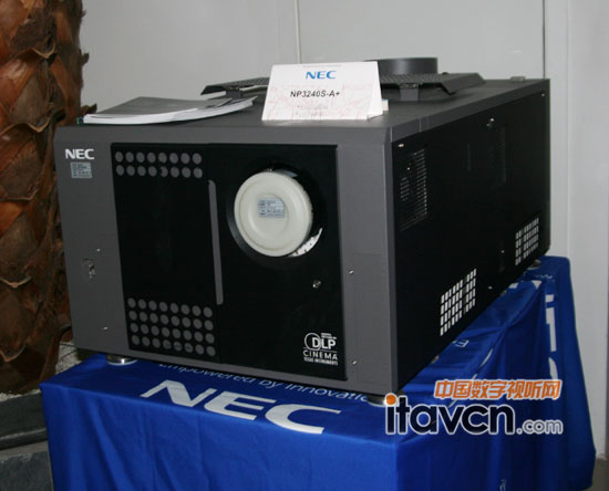 NEC 330004Kֱʵ3240S-A+ӰԺͶӰC(j)