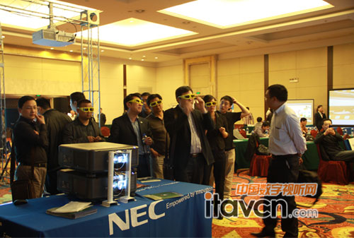 OPSһww-2_NEC PX750U+