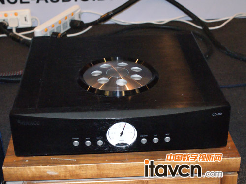 AVANCE CD 90