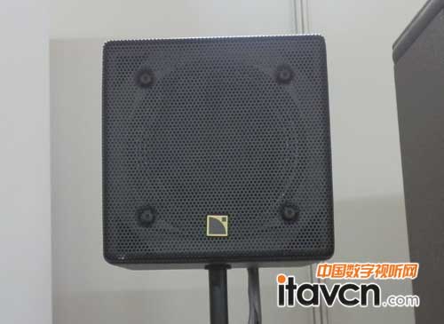 L-acousticsͬS5XT