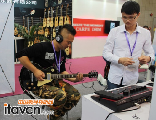 F^ԇAMPLIFi FX100Ч
